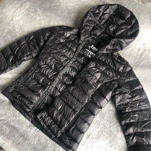 Tna Black Bontanie Super Light Puffer